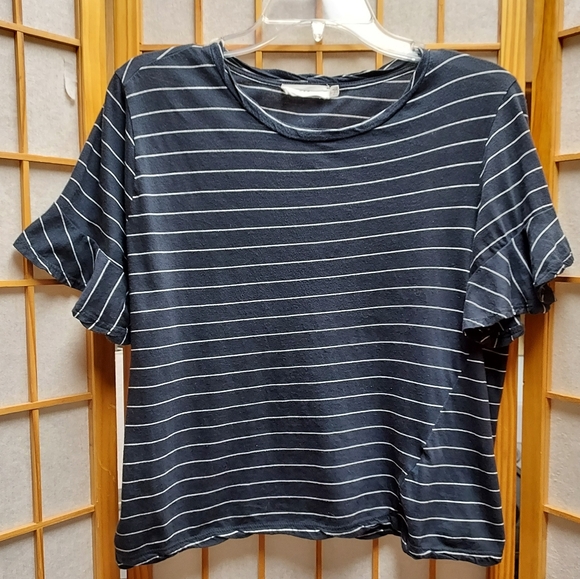 Lush Tops - 🖤 Lush Boxy Striped Shirt Flouncy Sleeves Asymmetrical Hem Womens M Juniors L